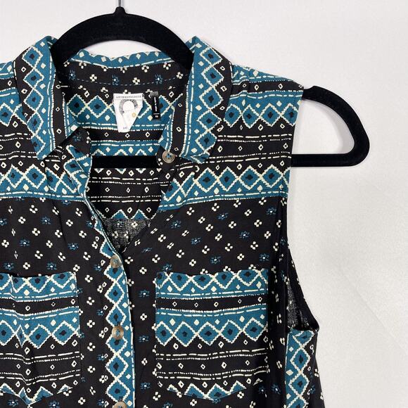 Anthropologie Akemi + Kin XS Ira Tribal Print Sleeveless Button Top Black Blue - Picture 4 of 10
